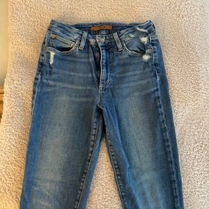 Joe’s Jeans High Rise Curvy Skinny Crop